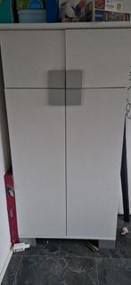 GRATIS kinder commode en kledingkast, Met deur(en), Overige materialen, Gebruikt, 100 tot 150 cm