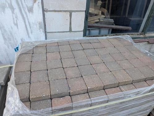 cobblestones, terras stenen.  32m2, Tuin en Terras, Tegels en Klinkers, Gebruikt, Klinkers, Beton, 10 m² of meer, Ophalen