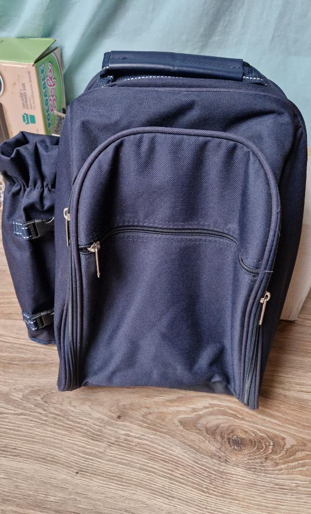 Donkerblauwe rugzak met isolerend binnenvak en fleshouder, Sieraden, Tassen en Uiterlijk, Tassen | Rugtassen, Nieuw, Overige merken