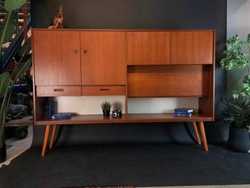 Vintage Midcentury Design Highboard Kast beschikbaar voor biedingen