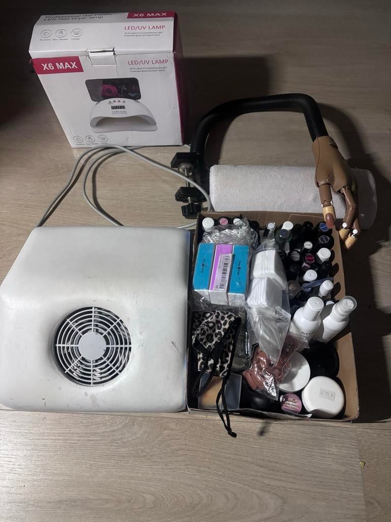 Complete Nagelset - Gellak, Acryl, Lamp & Meer!, Gebruikt, Overige kleuren, Ophalen of Verzenden, Handen en Nagels