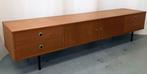 Vintage Teak Lowboard Dressoir tv-meubel Deens Design '60, Ophalen, Teakhout, Vintage Midcentury jaren 60 70 teak Design, Zo goed als nieuw