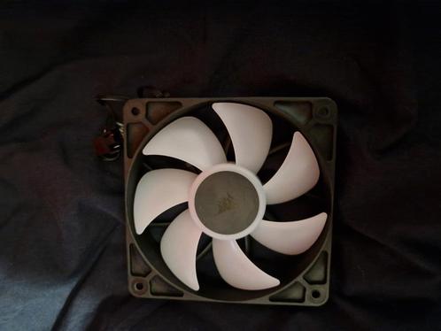 Corsair RS120 ARGB, Computers en Software, Computerkoelers, Zo goed als nieuw, Luchtkoeling, Ophalen of Verzenden
