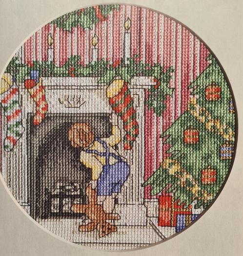 Santa is coming,jongetje bij open haard 3x Kerst borduurpatr, Hobby en Vrije tijd, Borduren en Borduurmachines, Nieuw, Patroon