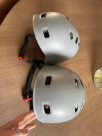 2 nieuwe helmen voor snorscooter, Fietsen en Brommers, Nieuw, Ophalen of Verzenden
