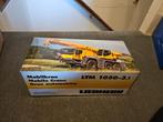 Schaalmodel LTM 1050 liebher kleur, Overige merken, Ophalen of Verzenden, Zo goed als nieuw, Groter dan 1:32