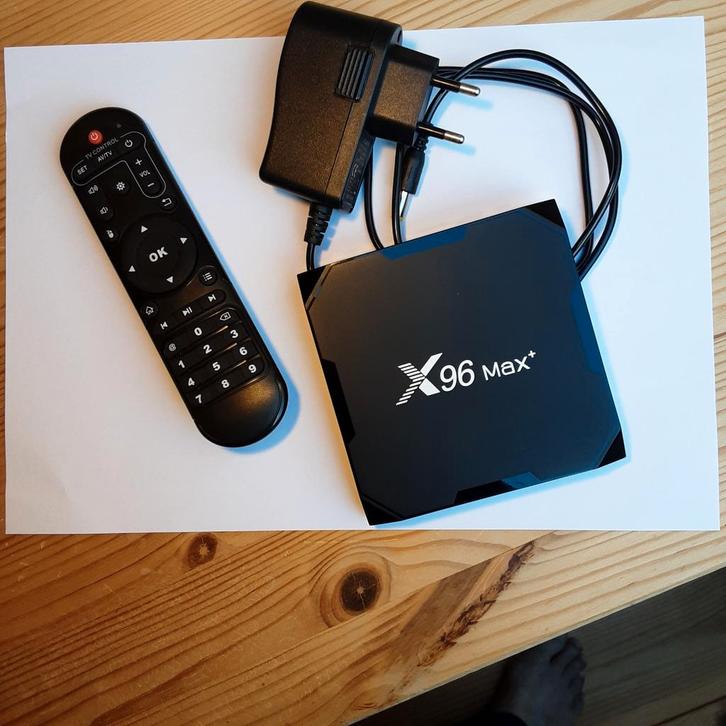 Android TV Box - 4GB RAM, 32GB ROM, Audio, Tv en Foto, Mediaspelers, Zo goed als nieuw, Minder dan 500 GB, HDMI, USB 2.0, Ophalen of Verzenden