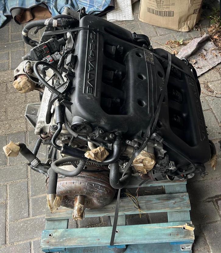 Chrysler/Dodge 3.5L V6 EGG Motor - 250pk, Auto diversen, Dakdragers, Gebruikt, Ophalen of Verzenden