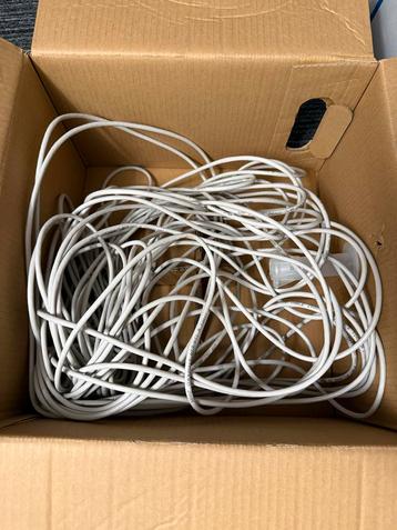 Netwerkkabel - Minimaal 20 meter beschikbaar voor biedingen