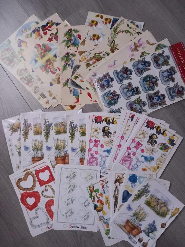 Veel knip en plakplaatjes, prenten, plaatjes, Marianne Elfje, Hobby en Vrije tijd, Stickers en Plaatjes, Zo goed als nieuw, Meerdere plaatjes