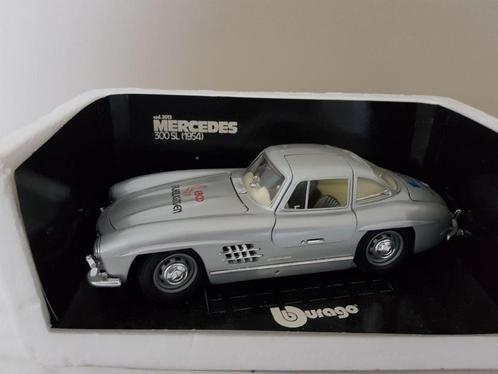 1/18, Mercedes Benz - Roadster - 300 SL, Hobby en Vrije tijd, Modelauto's | 1:18, Zo goed als nieuw, Auto, Bburago, Ophalen of Verzenden