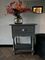 Oud Grenen Sidetable/Kastje, Huis en Inrichting, Tafels | Bijzettafels, Minder dan 55 cm, Gebruikt, Ophalen of Verzenden, 60 cm of meer
