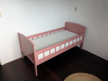 Kinderbedje 70x150 cm + Matras beschikbaar voor biedingen