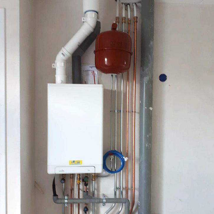 Professioneel CV en loodgieters werkzaamheden, Diensten en Vakmensen, Loodgieters en Installateurs, Installatie, Onderhoud, Reparatie