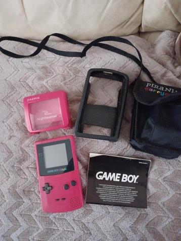 Gameboy color  + spellen, vergrootglas  150€ beschikbaar voor biedingen
