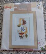 Nieuw Borduurpakket Lanarte Butterfly collage no 34829, Ophalen of Verzenden, Nieuw, Handborduren, Borduurpakket