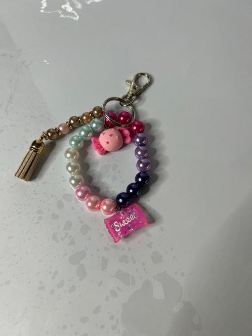 Leuke sleutelhanger, Sieraden, Tassen en Uiterlijk, Bedels, Nieuw, Overige merken, Overige materialen, 1 bedel, Ophalen of Verzenden