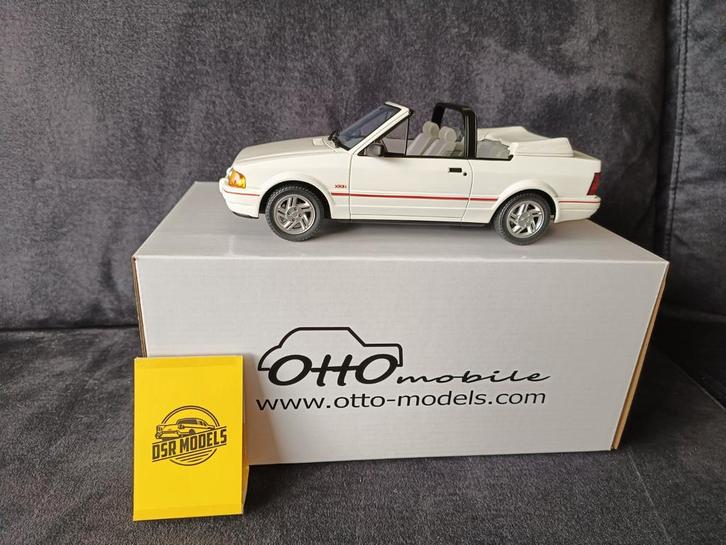 1:18 Ford Escort MK4 XRi Cabriolet, Hobby en Vrije tijd, Modelauto's | 1:18, Nieuw, Auto, OttOMobile, Ophalen of Verzenden