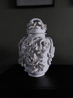 VAAS, Wit, Aardewerk of Porselein, Ophalen of Verzenden, Zo goed als nieuw