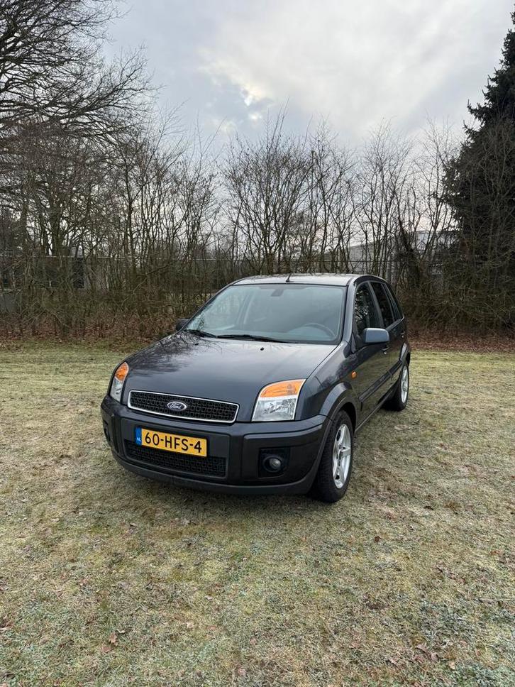 Ford Fusion 1.6 16V AUT 2008 Grijs, Auto's, Ford, Particulier, Fusion, ABS, Airconditioning, Alarm, Boordcomputer, Elektrische buitenspiegels