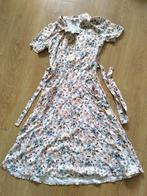 zomerjurk Very Cherry maat S, Kleding | Dames, Jurken, Overige kleuren, Ophalen of Verzenden, Zo goed als nieuw, Knielengte