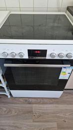 Bosch fornuis, Witgoed en Apparatuur, Fornuizen, Ophalen, 4 kookzones, Zo goed als nieuw, Gas