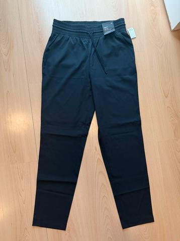 GAP FIT trousers, size XS beschikbaar voor biedingen