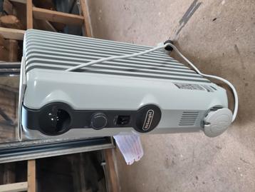 Delonghi elektrische radiator  beschikbaar voor biedingen