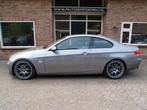 BMW 3-serie Coupé 325i High Executive Automaat / Clima / Na, Auto's, Automaat, 745 kg, 4 stoelen, Bedrijf