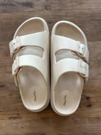 Happyflops / cushers maat 36, Slippers, Beige, Ophalen of Verzenden, Zo goed als nieuw