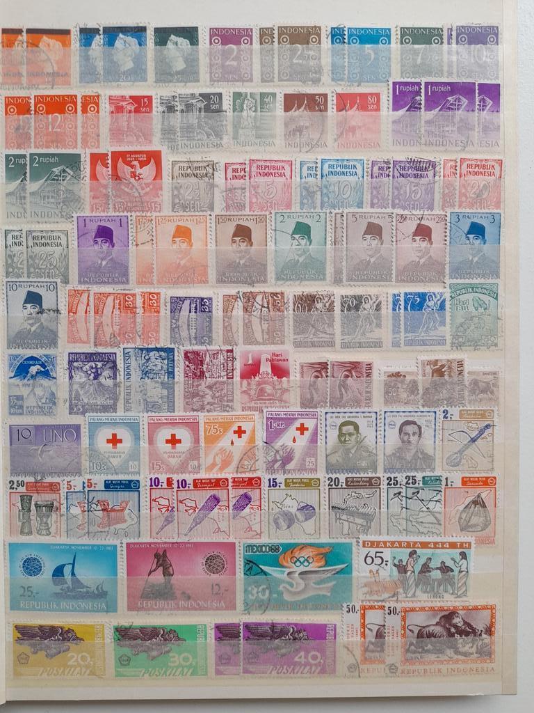 Postzegels Indonesië e.a., Ophalen of Verzenden, Buitenland