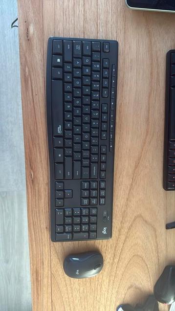 Logitech k295 set beschikbaar voor biedingen