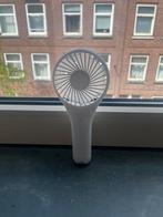 Mini ventilator met houder en 2 snelheden, Witgoed en Apparatuur, Ophalen, Nieuw, Tafelventilator