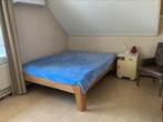 Tweepersoons houten bed incl. 2 matrassen, Huis en Inrichting, Slaapkamer | Complete slaapkamers, Ophalen, Zo goed als nieuw, Tweepersoons