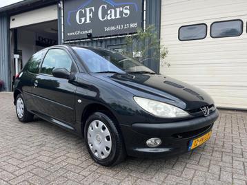Peugeot 206 1.4 Gentry 2004 APK AIRCO beschikbaar voor biedingen