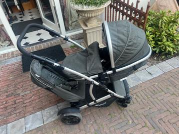 Kinderwagen  beschikbaar voor biedingen
