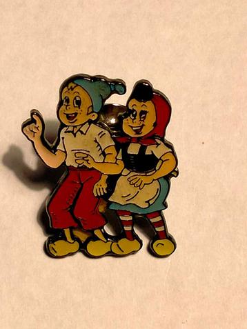 Sylvain et Sylvette strip stripreeks vintage logo pin comic beschikbaar voor biedingen