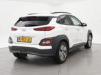Hyundai Kona EV PREMIUM SKY 64 KWH + SCHUIFDAK | LEDER | TRE, Auto's, Hyundai, Adaptive Cruise Control, Gebruikt, 445 min, Wit