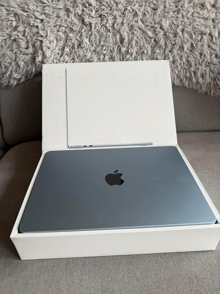 MacBook Air (M4, 2025). 16 GB geheugen. 256 GB opslag, Computers en Software, Windows Laptops, Nieuw, 13 inch, SSD, 16 GB, Ophalen of Verzenden