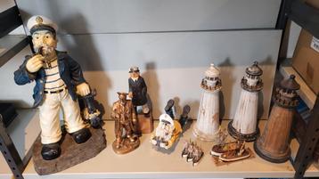 Maritieme decoraties, kapitein, vuurtorens, vissersbootjes beschikbaar voor biedingen