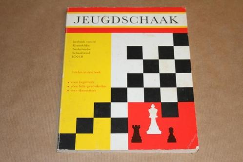Boek - Jeugdschaak - Leerboek Kon. Ned. Schaakbond - KNSB, Hobby en Vrije tijd, Denksport en Puzzels, Gebruikt, Schaken, Minder dan 500 stukjes