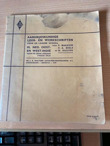 oud aardrijkskundige leer en werkschriften 1939  beschikbaar voor biedingen