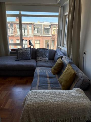 Zeer comfortabele hoekbank, gratis af te halen.