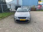 Peugeot 308 SW 1.6 BlueHDI Blue Lease Executive Panorama Dak, Voorwielaandrijving, Parkeersensor, Gebruikt, 4 cilinders