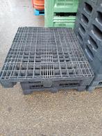 Kunststof pallets, Ophalen, Potgrond