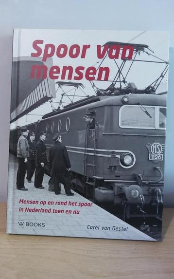 Spoor van mensen - Carel van Gestel - Treinen in Nederland beschikbaar voor biedingen