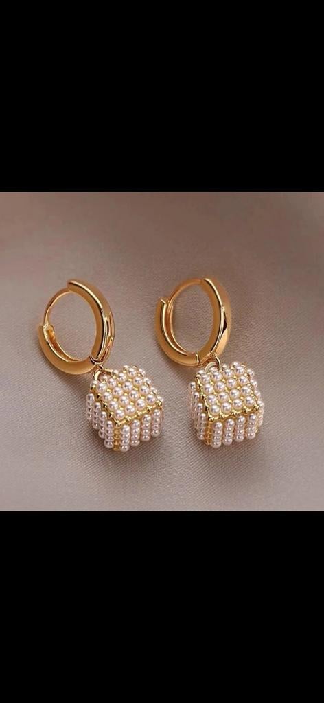 Elegante oorbellen met gratis verzending, Met kristal, Hangers, Nieuw, Ophalen of Verzenden