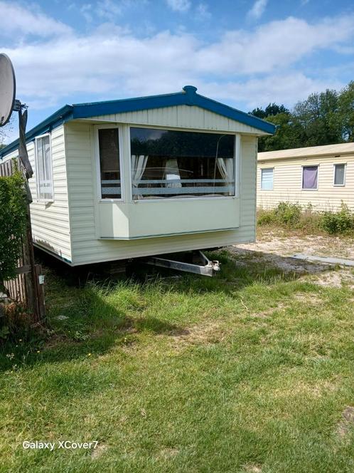 prachtig alkluminium chalet in nieuwstaat extra breed 2 slk, Caravans en Kamperen, Stacaravans, Ophalen