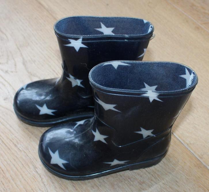 Regenlaarsjes van Hema maat 22, Kinderen en Baby's, Kinderkleding | Schoenen en Sokken, Gebruikt, Laarzen, Jongen, Ophalen of Verzenden