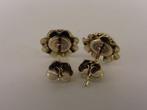Gouden oorknopjes met granaat                            G28, Sieraden, Tassen en Uiterlijk, Oorbellen, Gebruikt, ., Ophalen of Verzenden